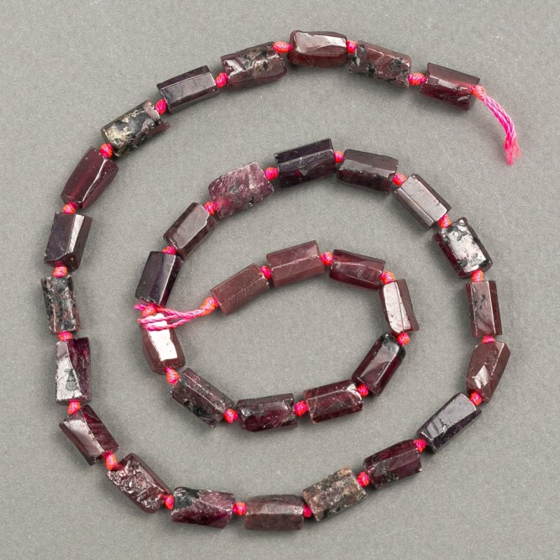 Natural Garnet Stone - Faceted Beads on a Thread, 11x6 mm Diameter, 41 cm Length +