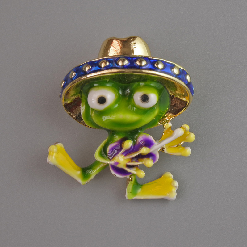 Frog brooch pendant with green and purple enamel, gold-tone metal 30x27mm