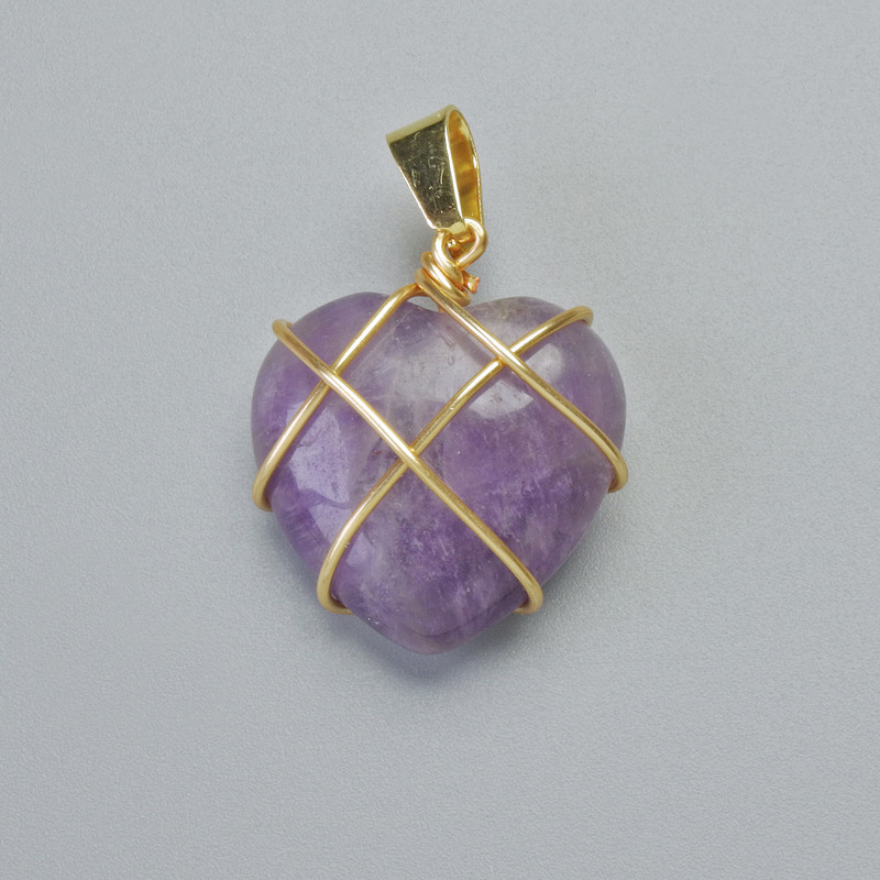 Pendant 'Heart' with amethyst in a golden woven setting, diameter about 20×20 mm, length about 30 mm