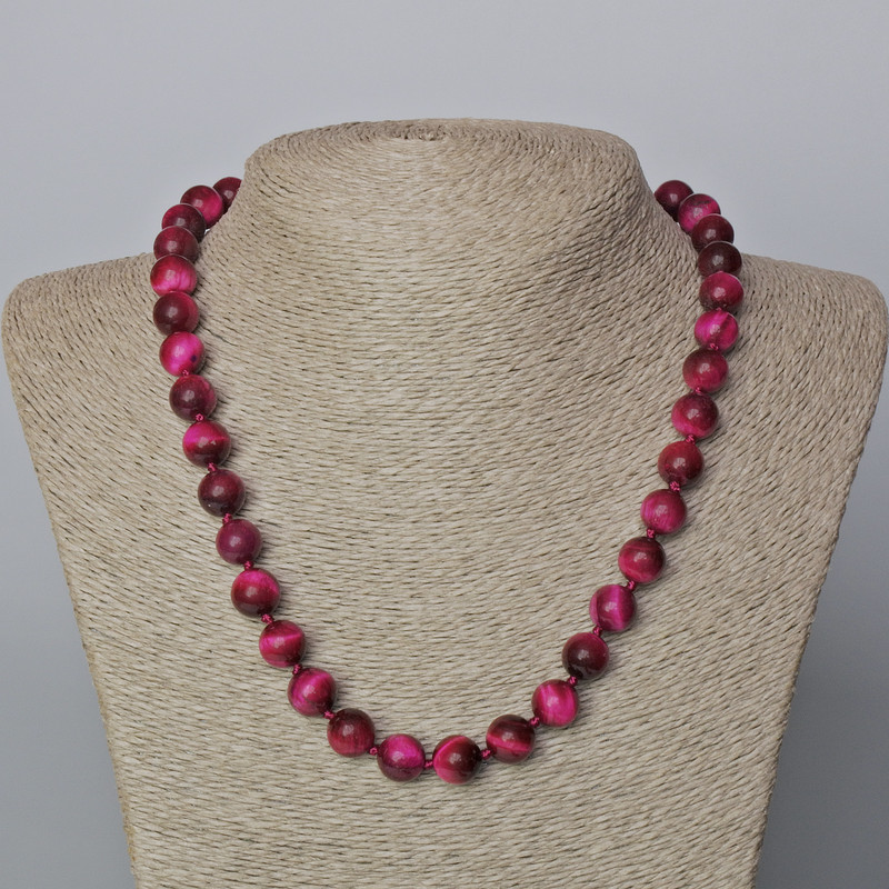 Crimson Cat's Eye Necklace with natural stone smooth beads, diameter 10.5 mm, length 45-49 cm