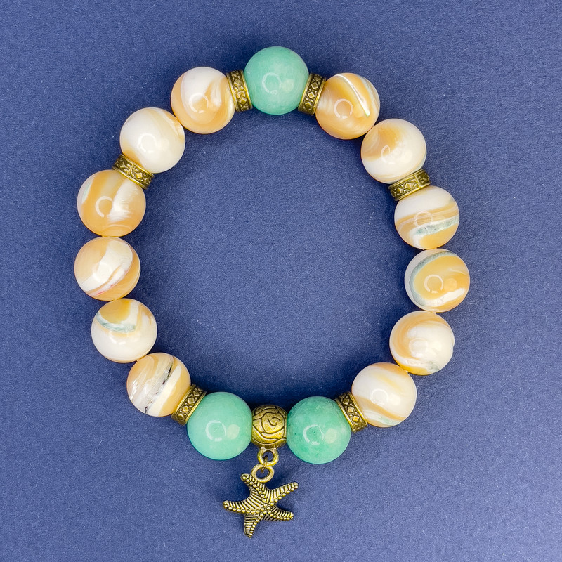 Beige Mother-of-Pearl and Jadeite Bracelet, Smooth Bead, 12mm Diameter, 18cm Length, Stretch