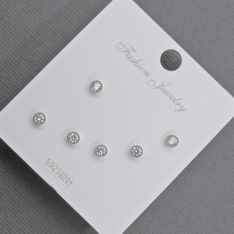 Stud Earrings 3, 2 mm ± Silver Metal with White Crystals