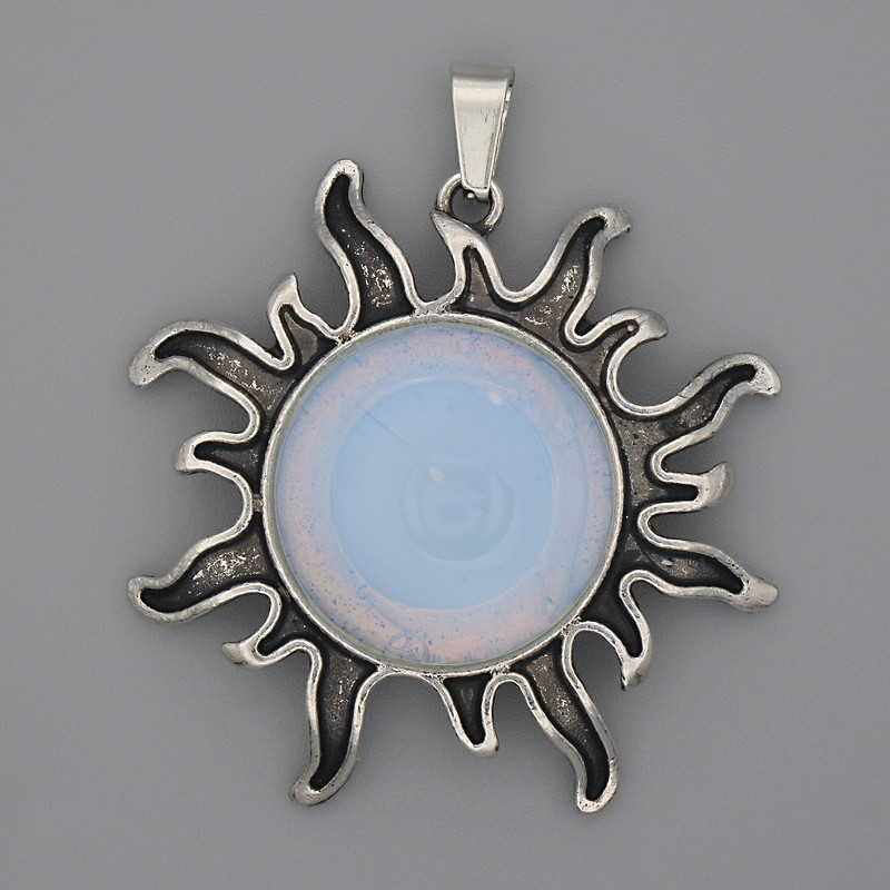 Pendant 'Sun' with Moonstone 39mm±, length 46mm±