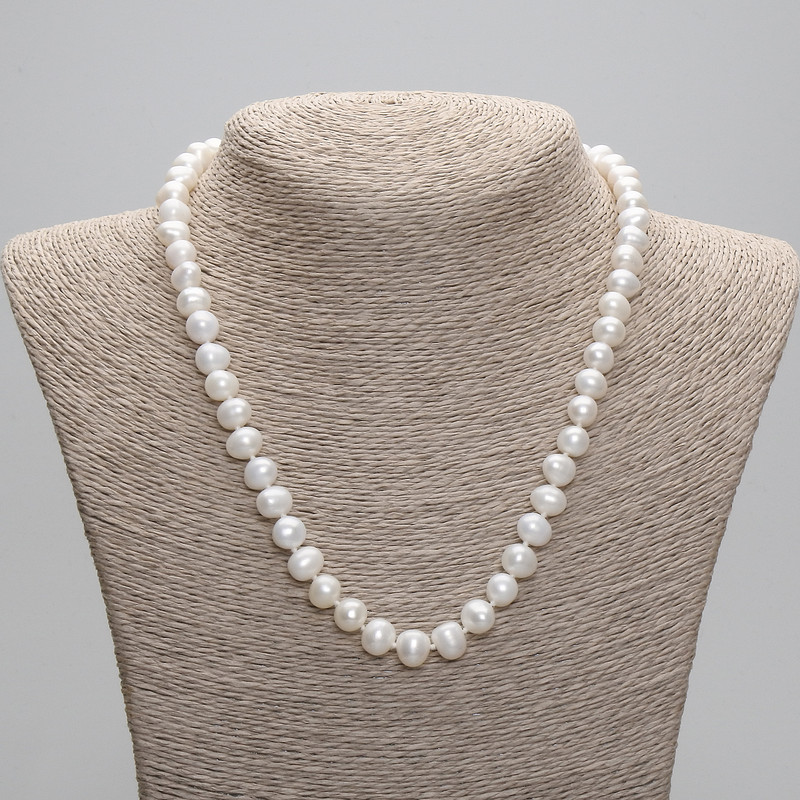Necklace made of natural freshwater pearls 8.5–9×7.5–8 mm, length 45 cm ± 5 cm extender chain