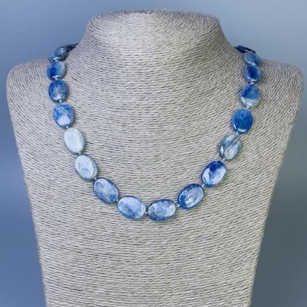 Kyanite Necklace, Oval 16×12 mm, 50 cm length ± with clasp