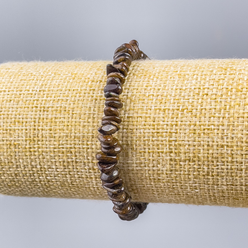 Bronzite Bracelet - natural stone chip, 7x2 mm, stretchy, 18 cm